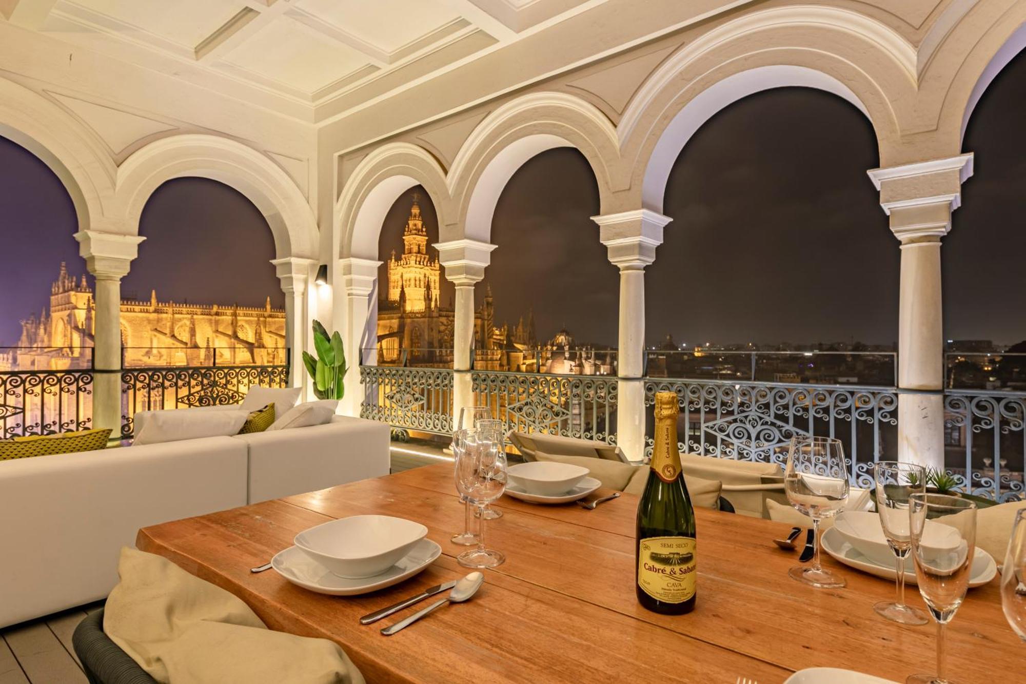 Isg Apartments The Most Exclusive Apartment In Sevillaparking Dış mekan fotoğraf
