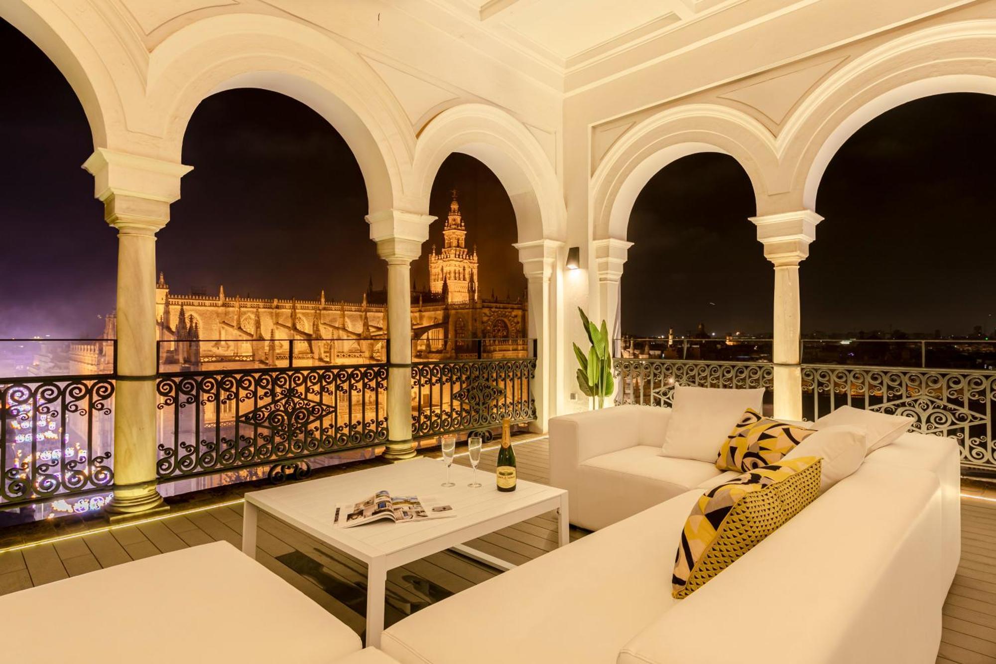 Isg Apartments The Most Exclusive Apartment In Sevillaparking Dış mekan fotoğraf